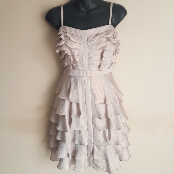 Nine West Dresses & Skirts - 🦋Nine West🦋 Ruffle Dress